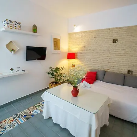 Apartment Rentalsevilla Coqueto Apartamento Junto Al Palacio De Las Duenas *