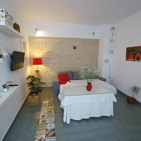Rentalsevilla Coqueto Apartamento Junto Al Palacio De Las Duenas Apartment Seville